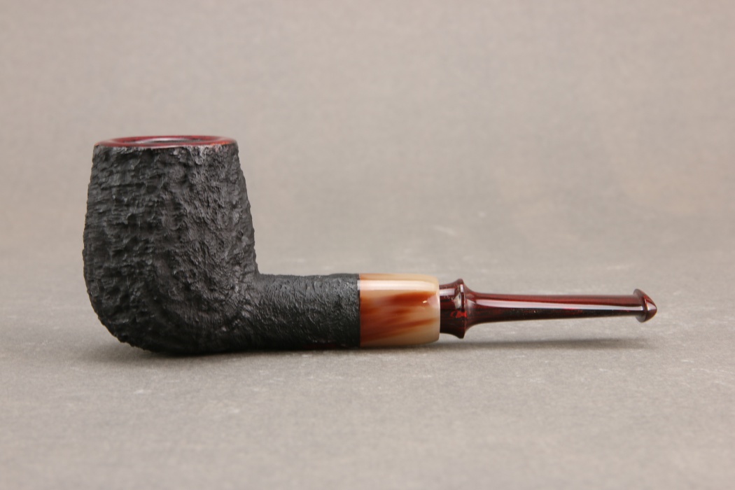 Danish billiard with olive horn and cumberland stem