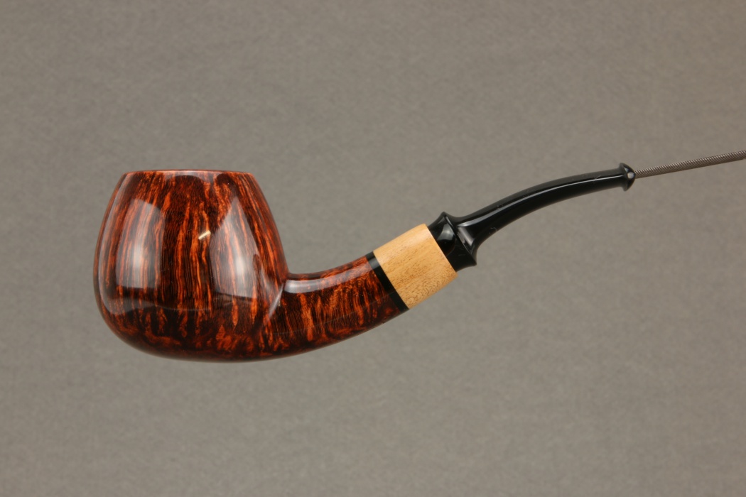Smooth Brandy with boxwood insert