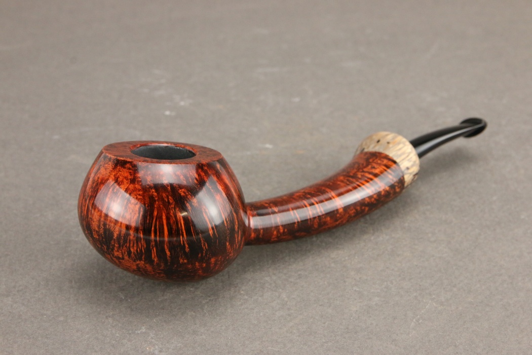 Apple asimmetrica con inserto in Black Palm