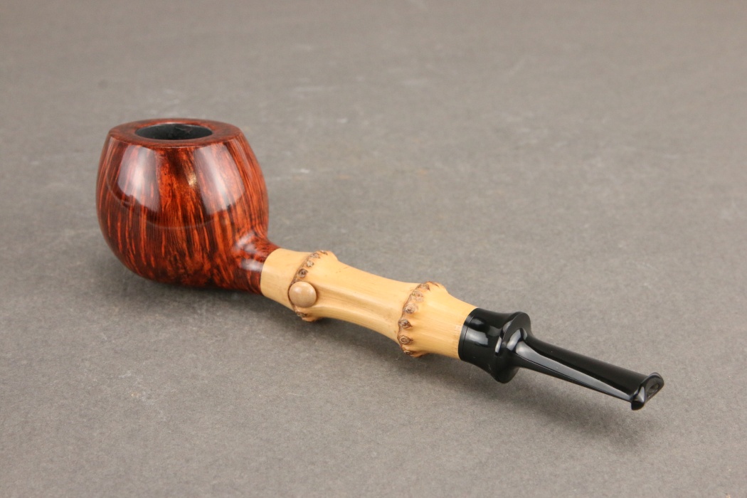 Apple con cannello in bamboo