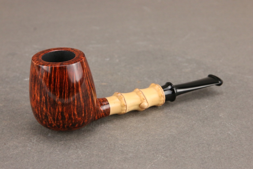 Billiard with bamboo shank